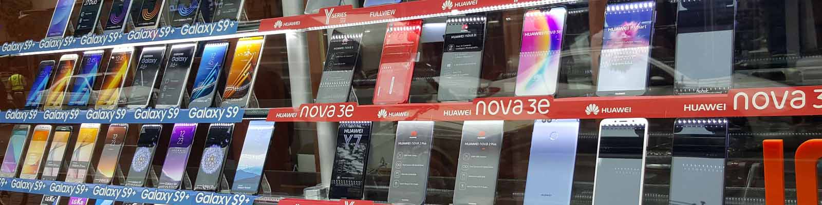 دلار موبایل را گران کرد